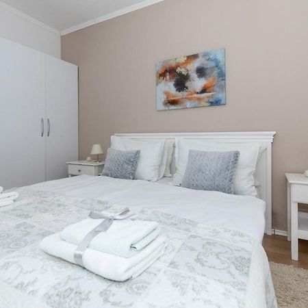 Happy Apartments Мостар Экстерьер фото